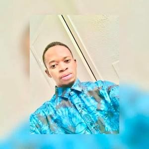 Meet your Posher, Ayodeji